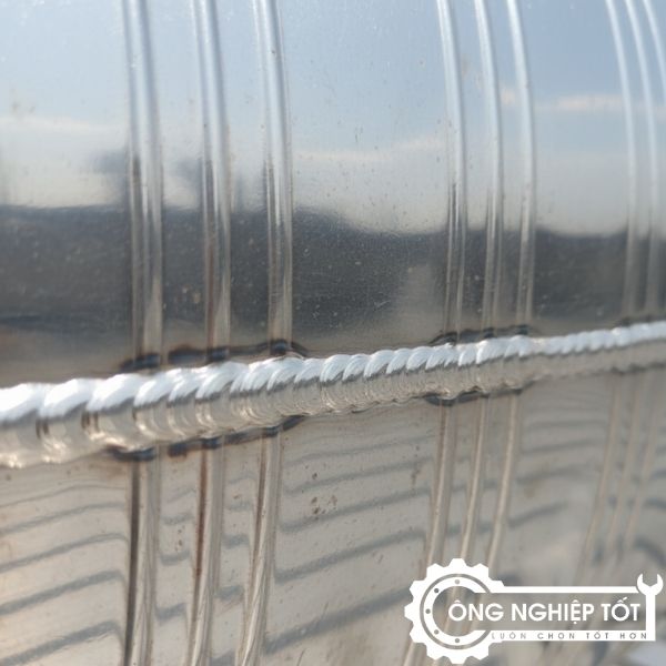 Cấu tạo thân inox 304 & mối hàn TIG bồn inox ngang 3000L